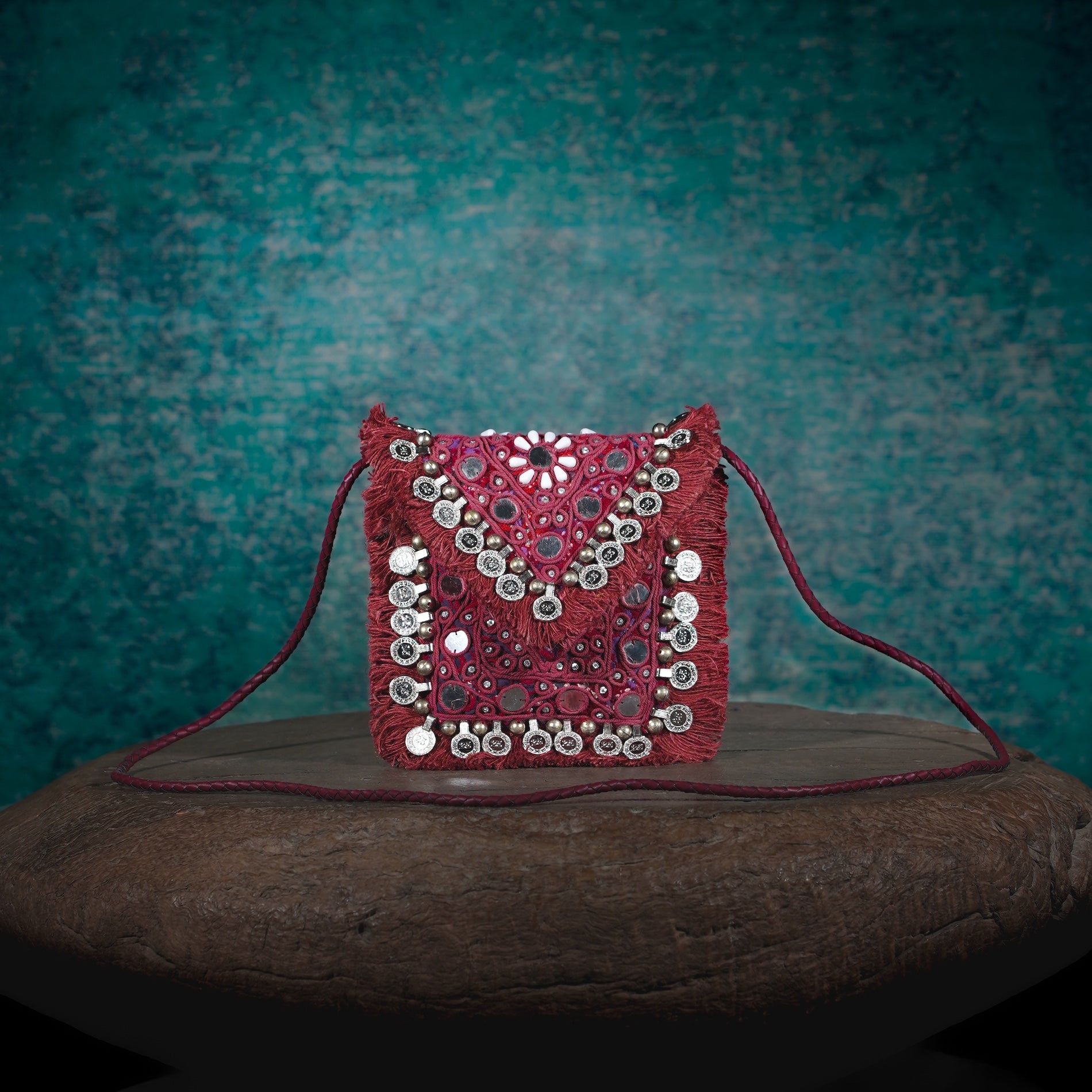 Burgundy Hichki Minion Clutch 010