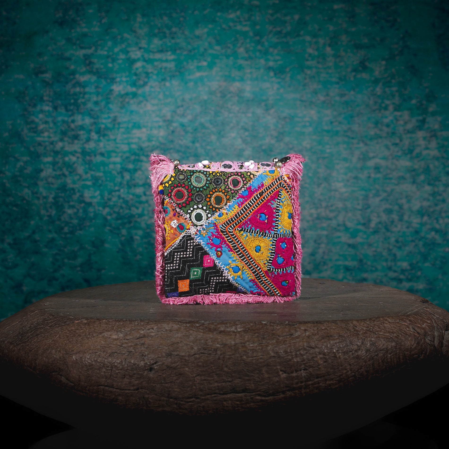 Pink Hichki Minion Clutch 020