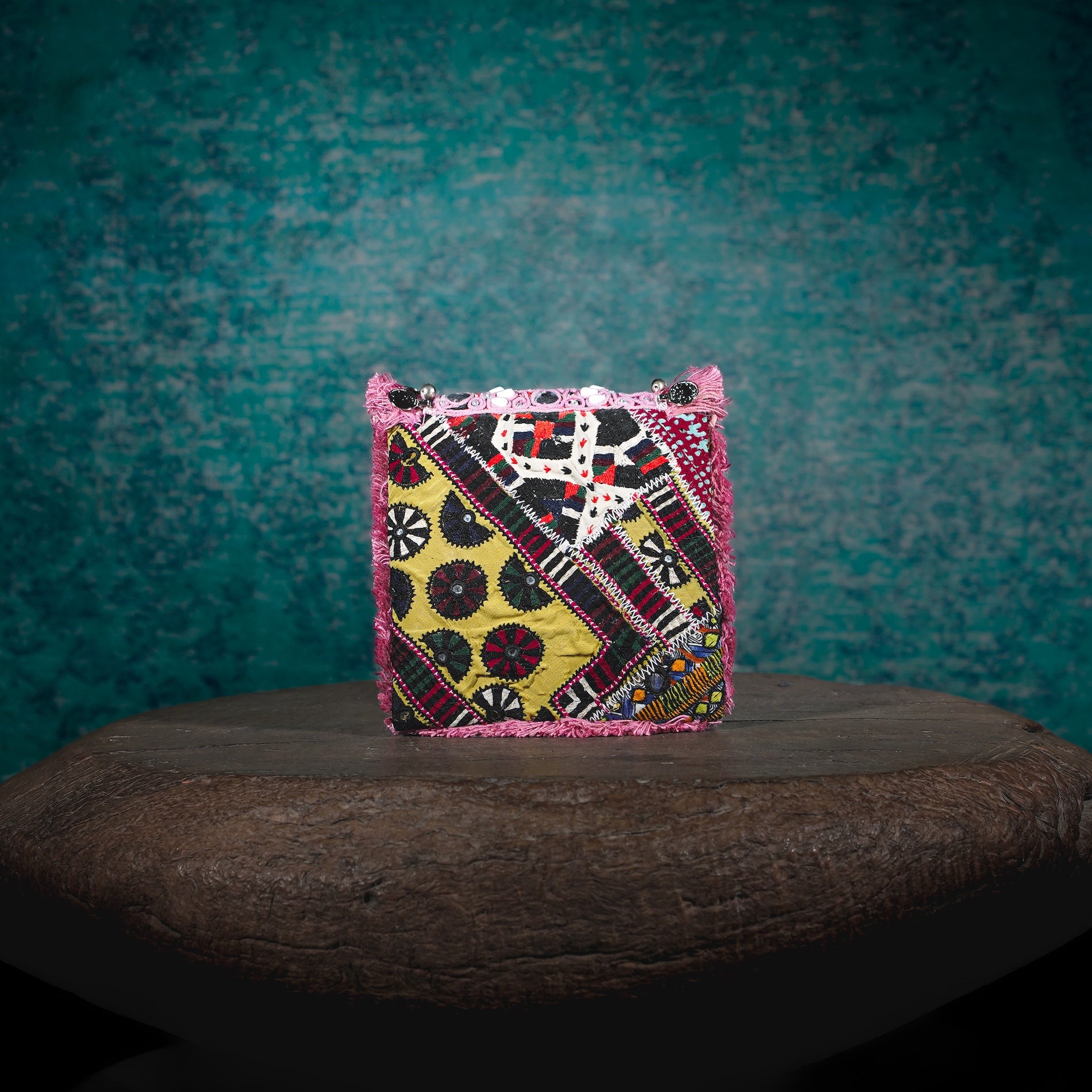 Pink Hichki Minion Clutch 022