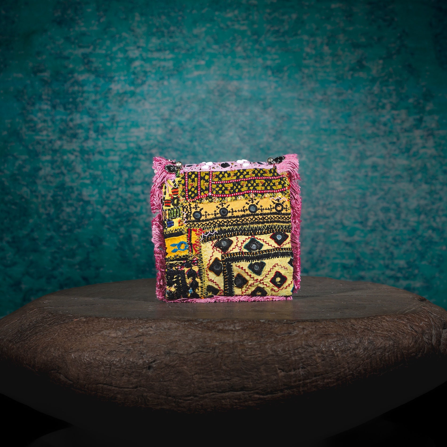 Pink Hichki Minion Clutch 023