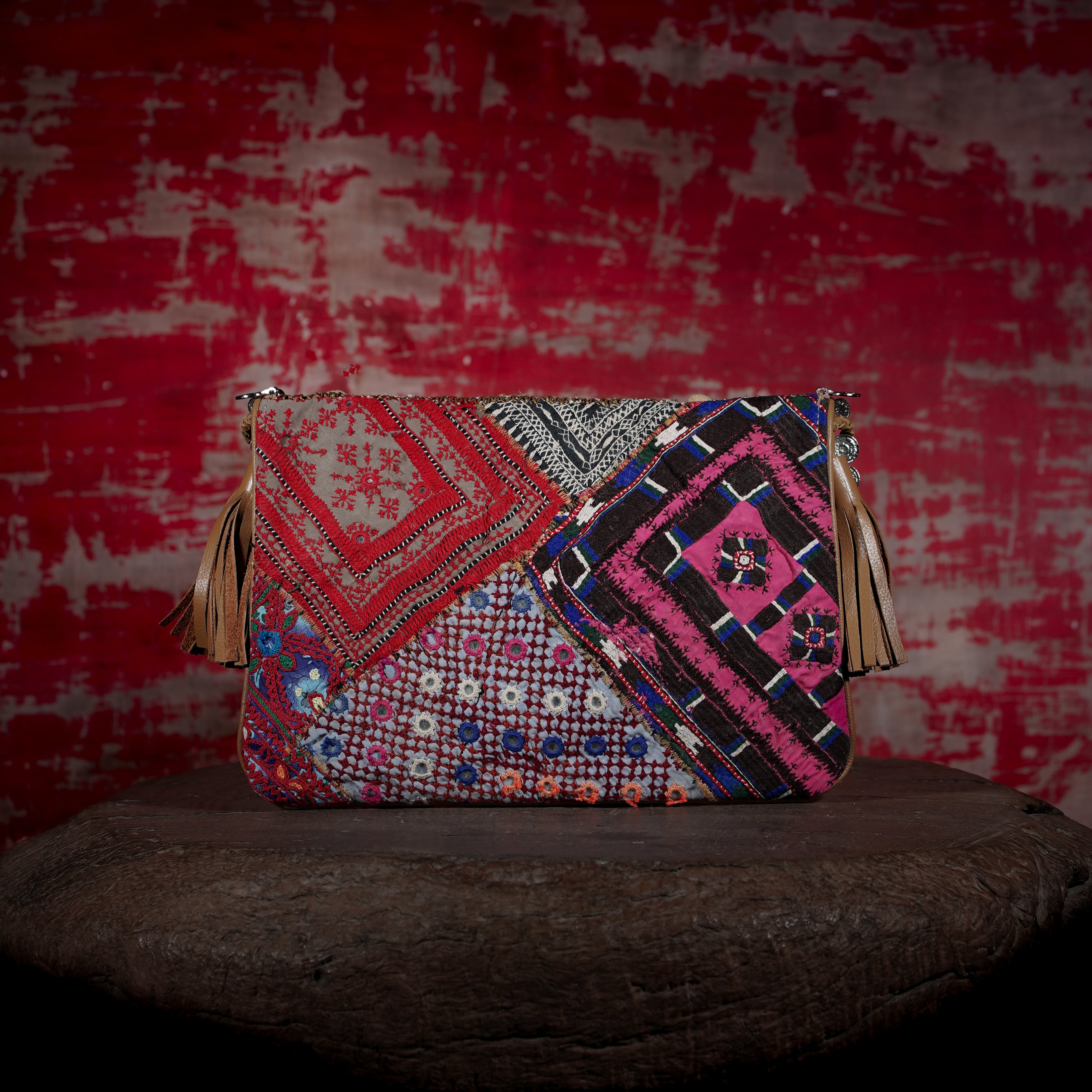 Beige Kalbelia Clutch 016