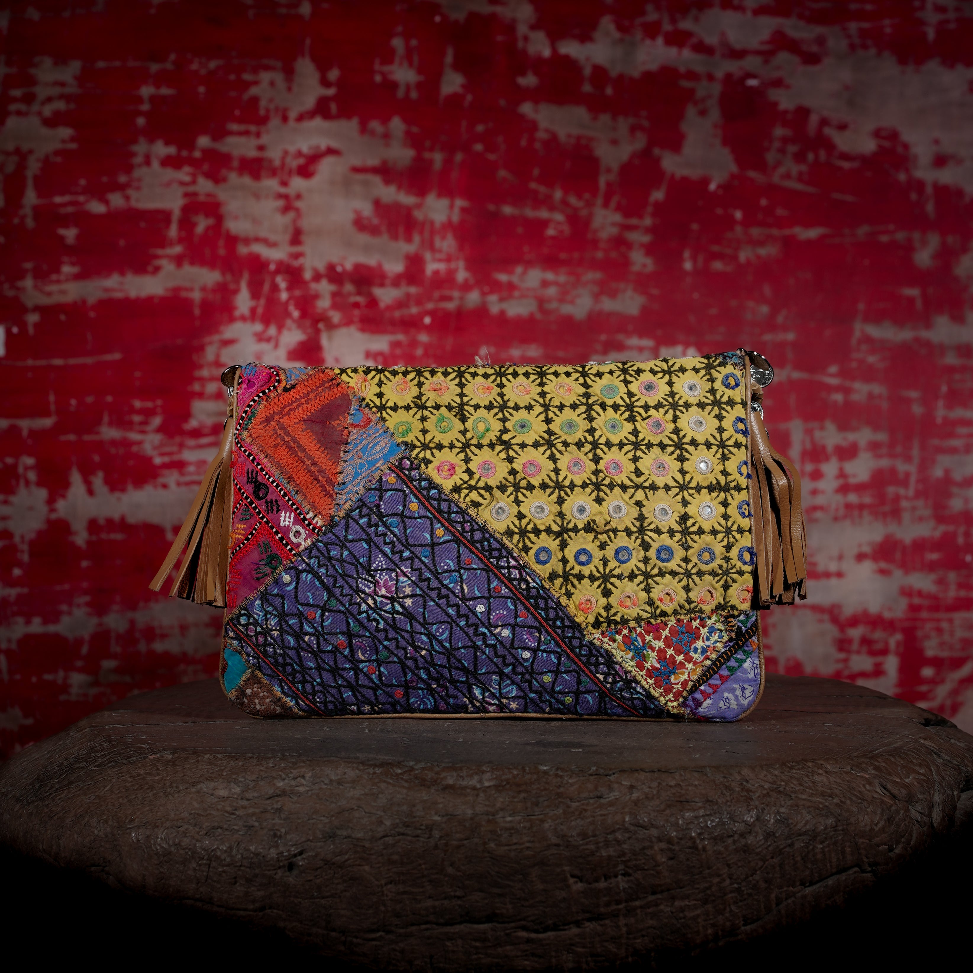 Beige Kalbelia Clutch 017