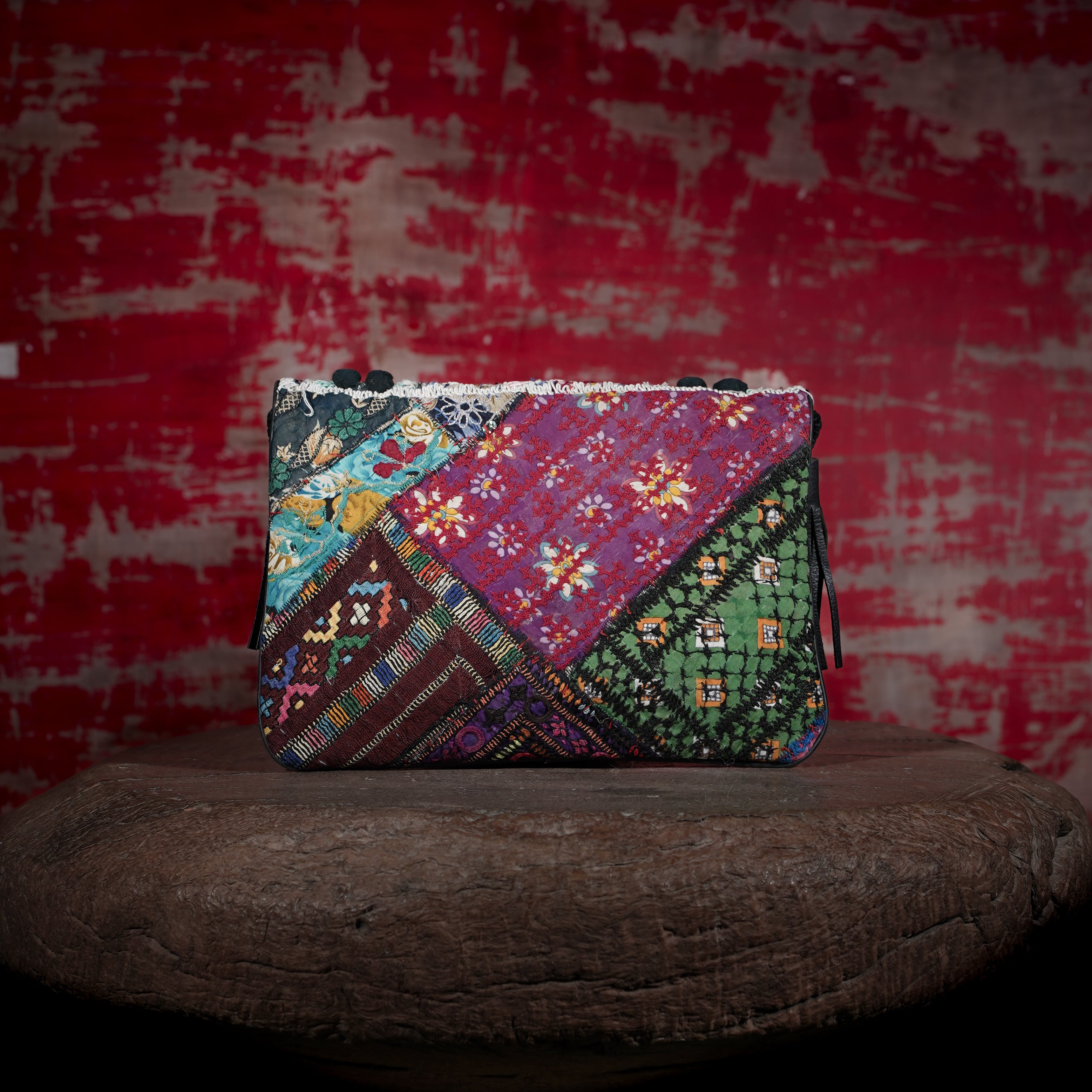 Black Kalbelia Clutch 014