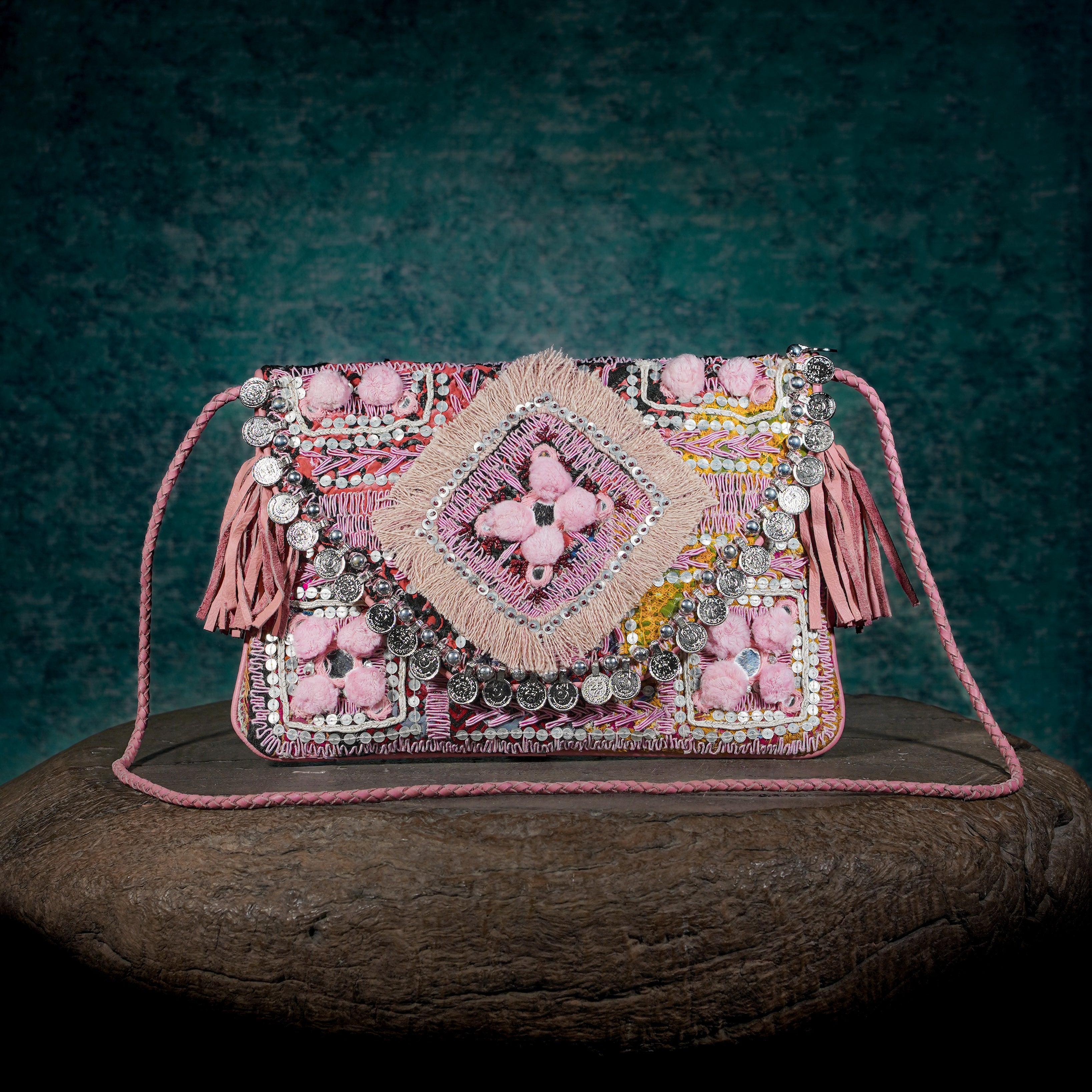 Pink Kalbelia Clutch 008