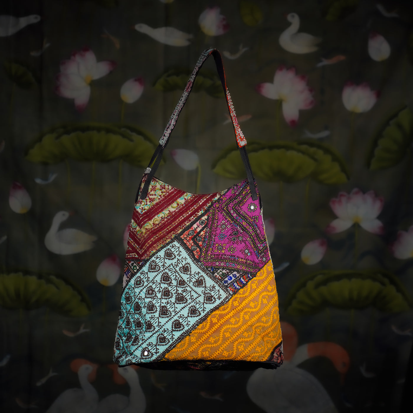 Black Kalbelia Tote 002