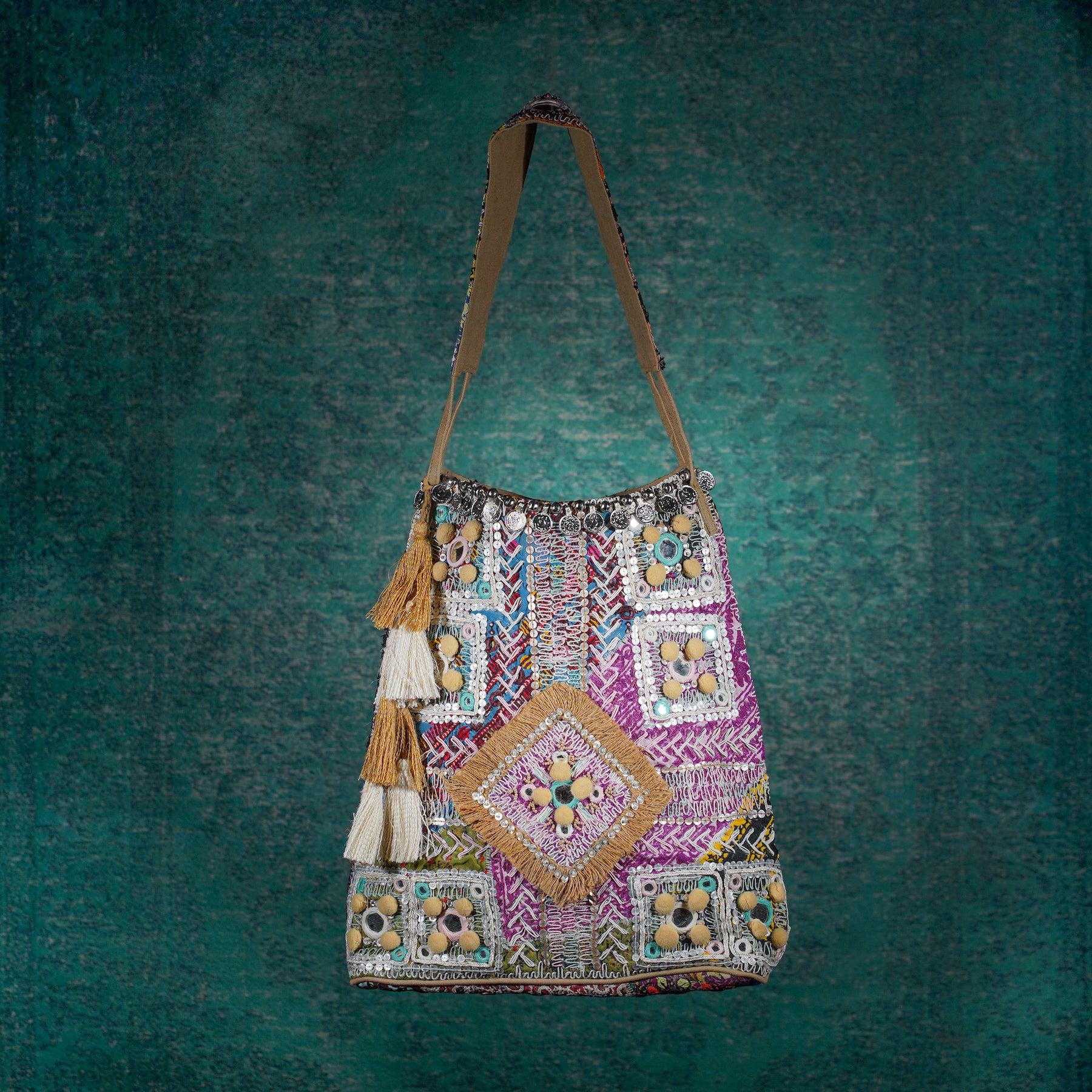 Beige Kalbelia Tote 005