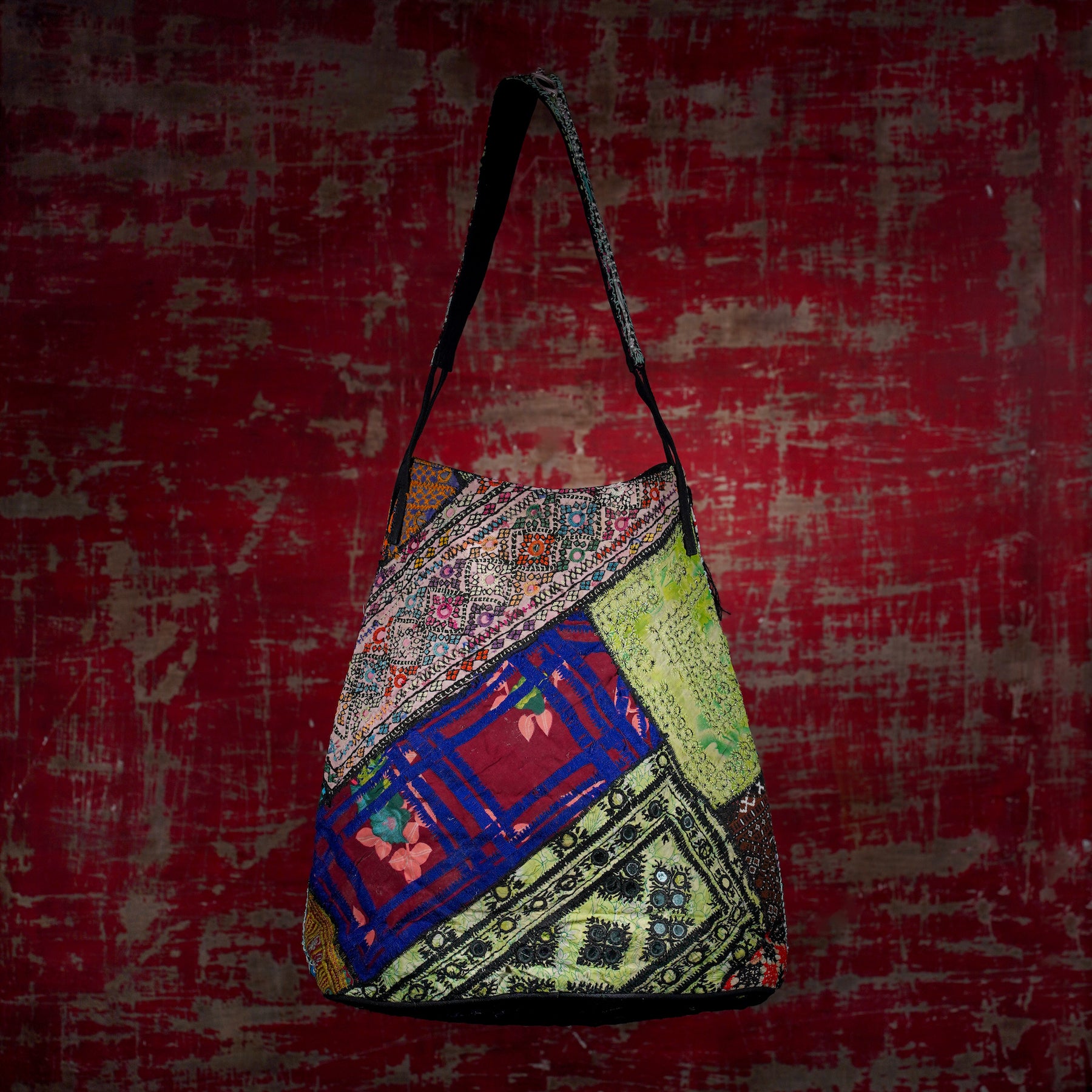 Black Kalbelia Tote 005