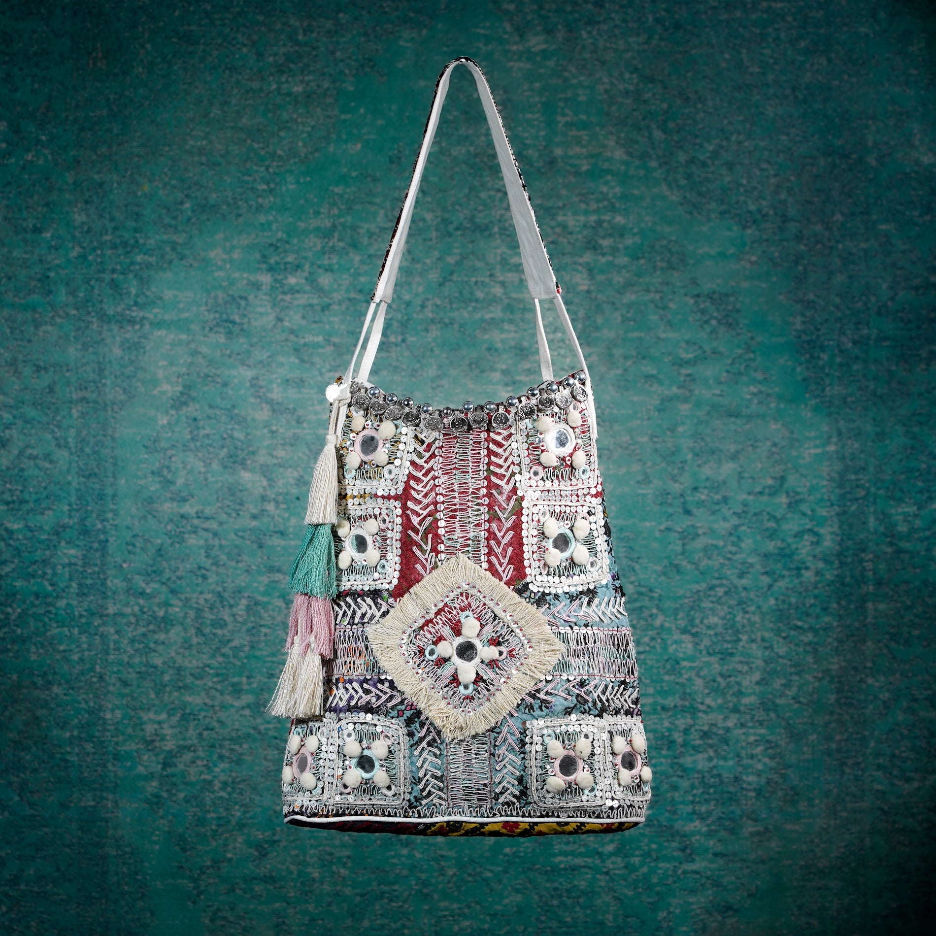 Cream Kalbelia Tote 014