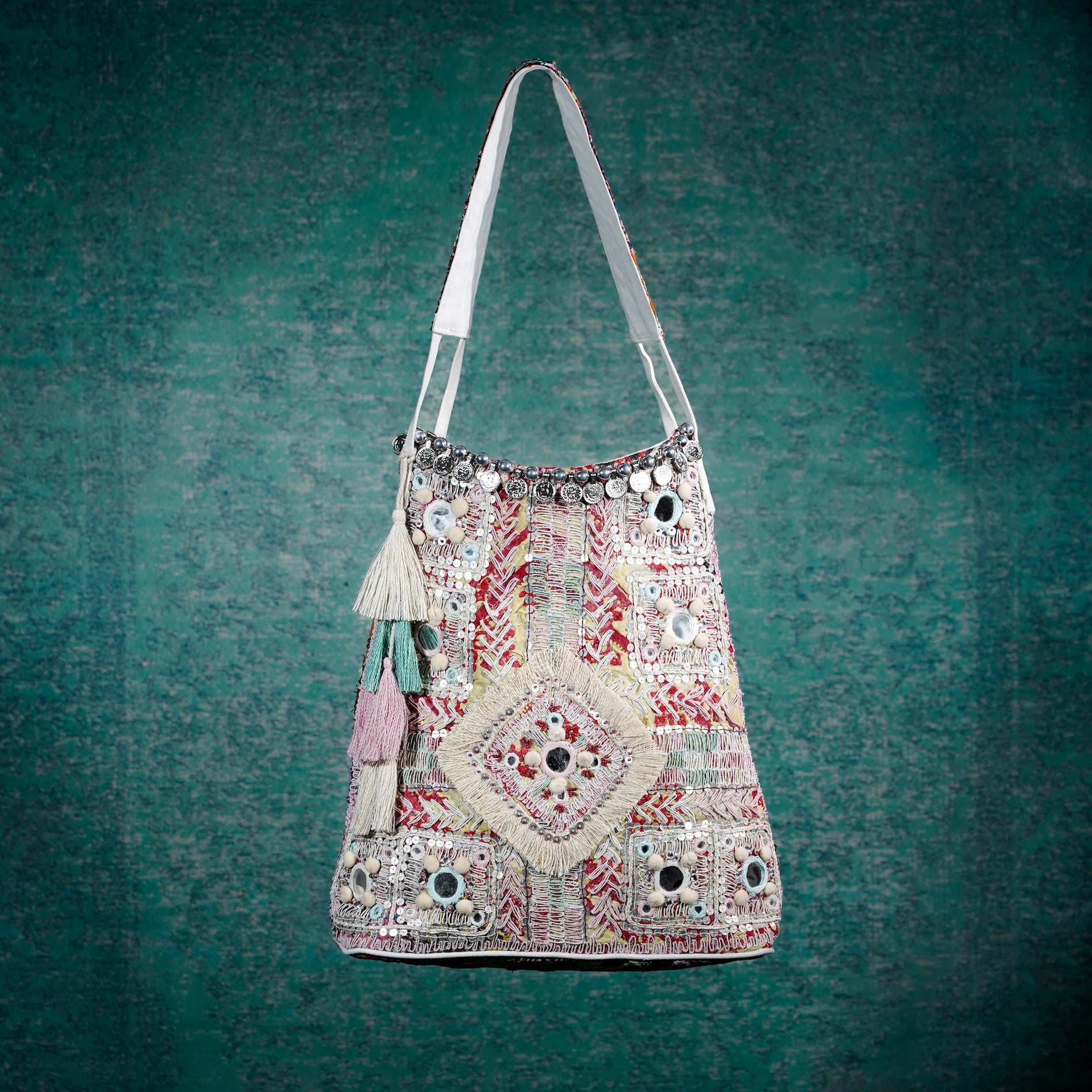Cream Kalbelia Tote 015