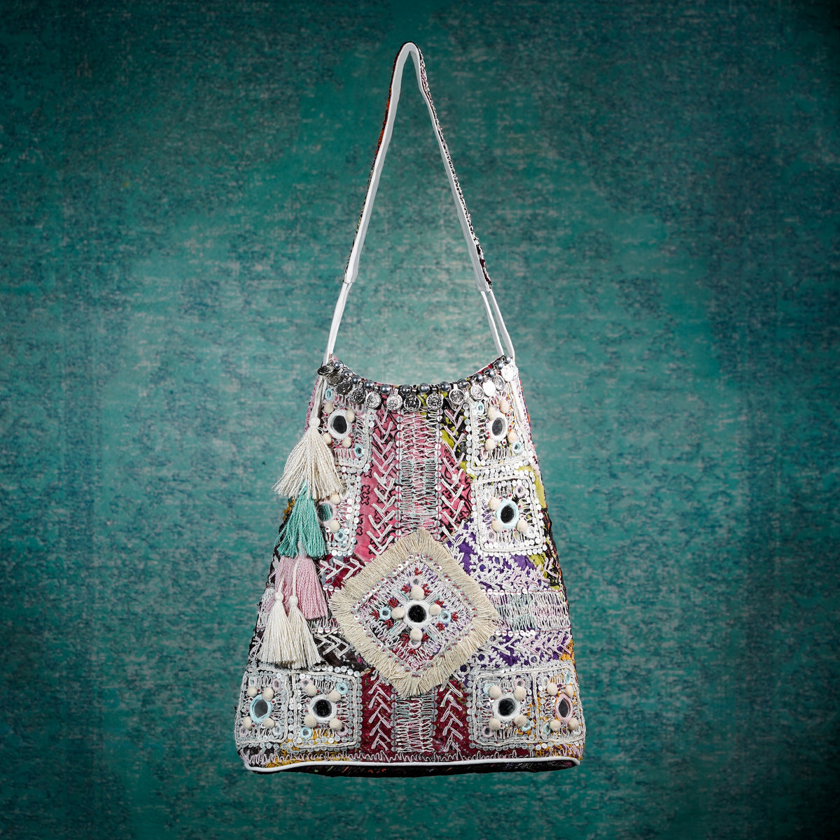 Cream Kalbelia Tote 018