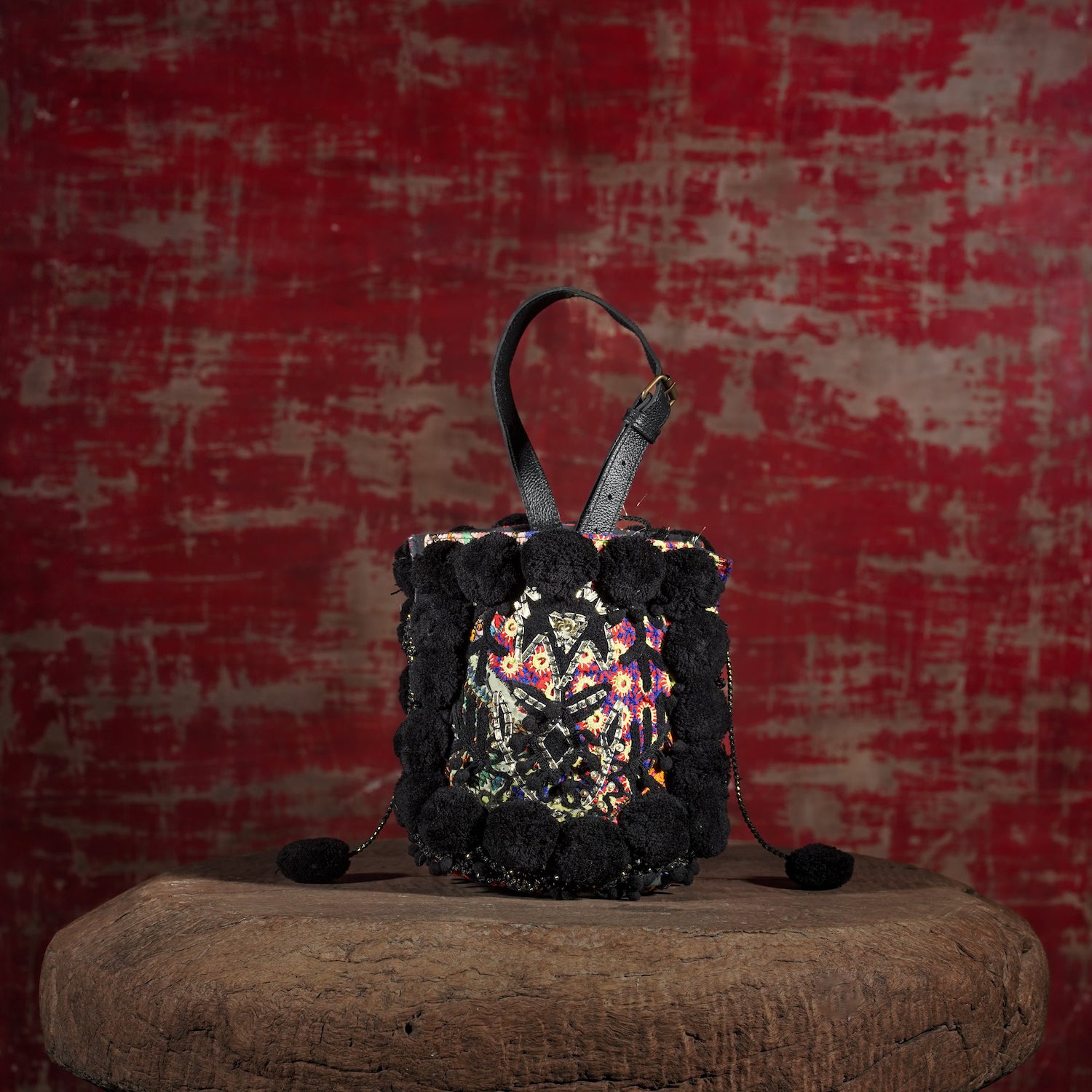 Black Lado Bucket Bag 005