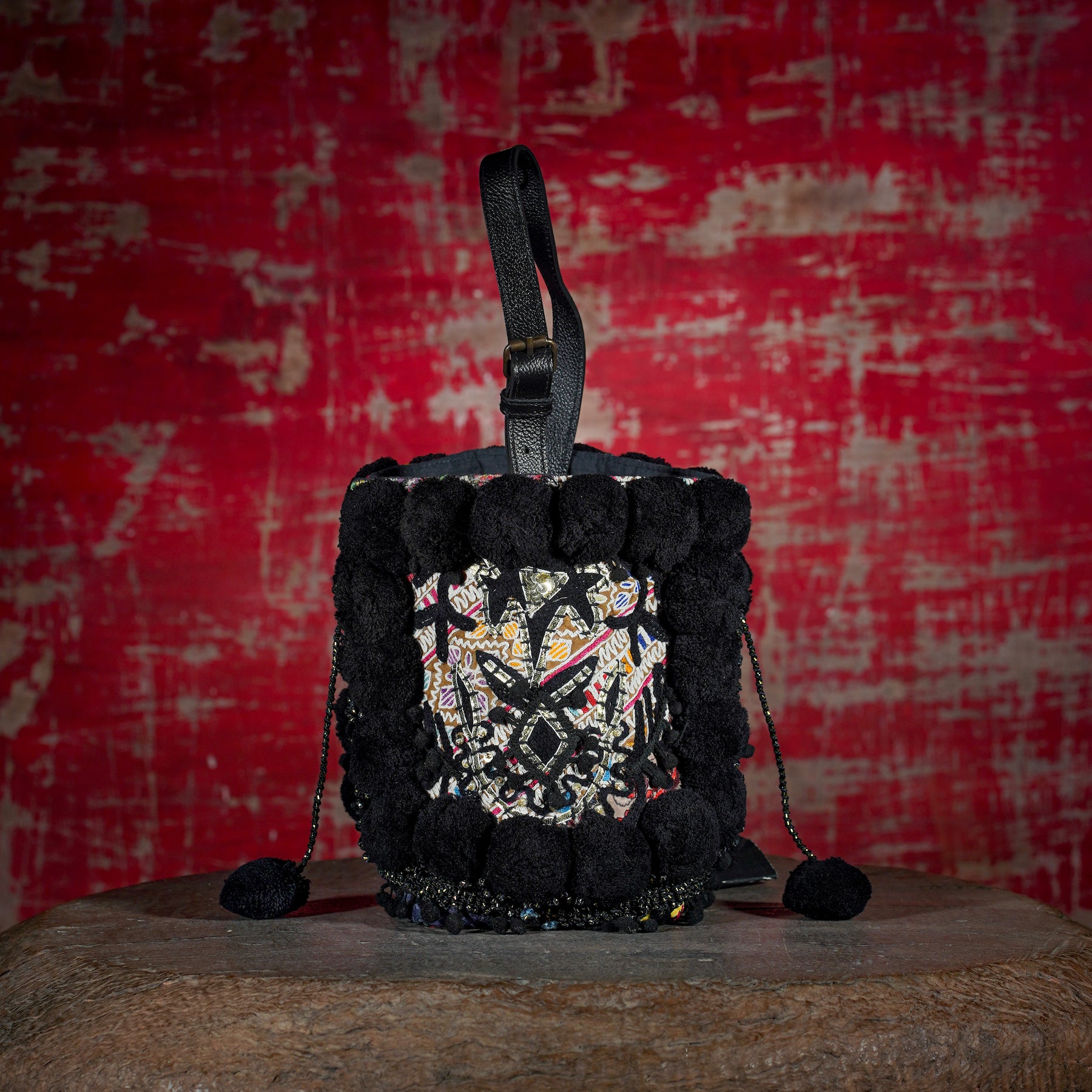 Black Lado Bucket Bag 006