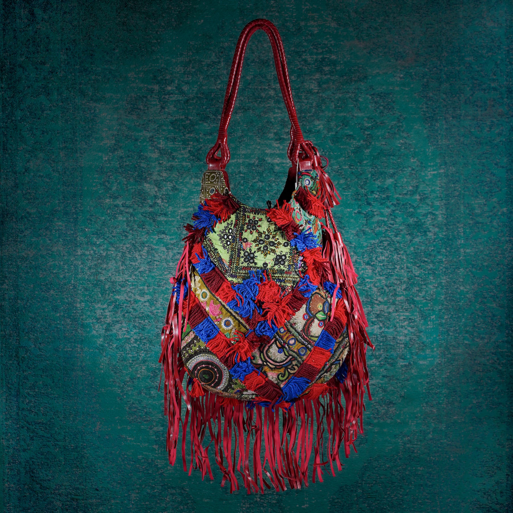 Burgundy Machli Tote 004