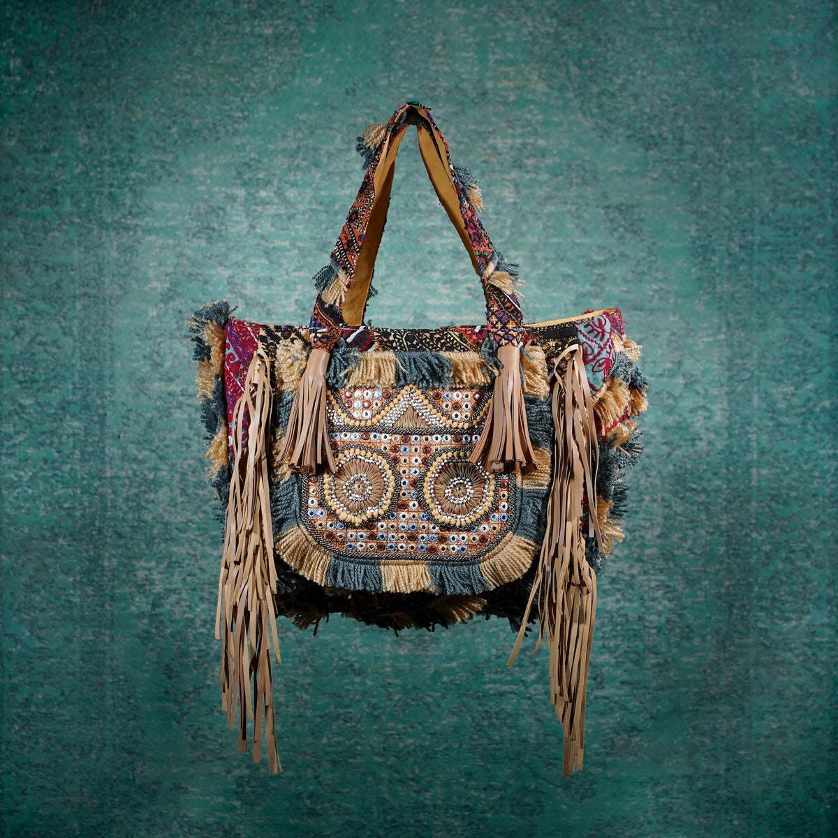 Beige Papaya Fringe Tote 006