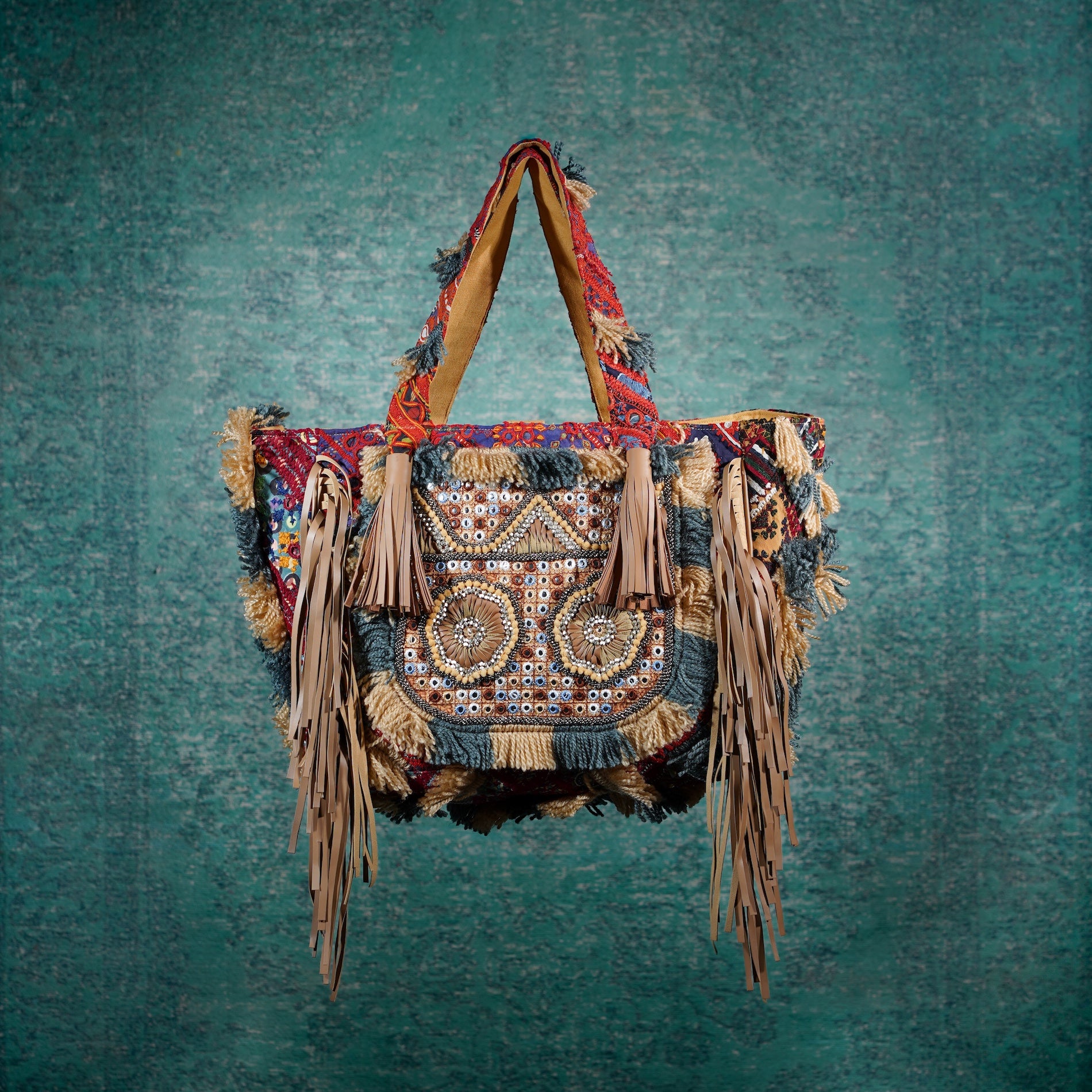 Beige Papaya Fringe Tote 007