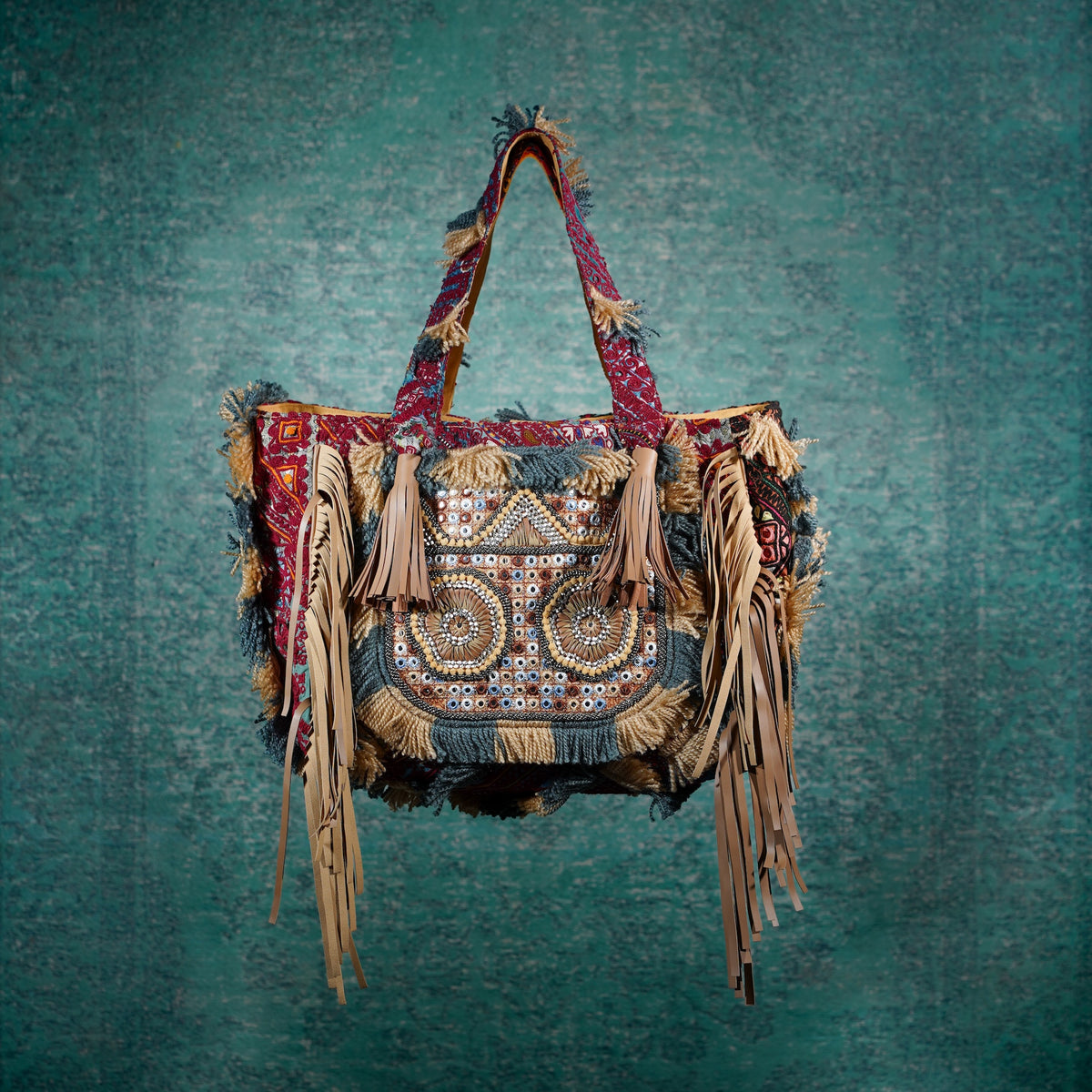Beige Papaya Fringe Tote 009