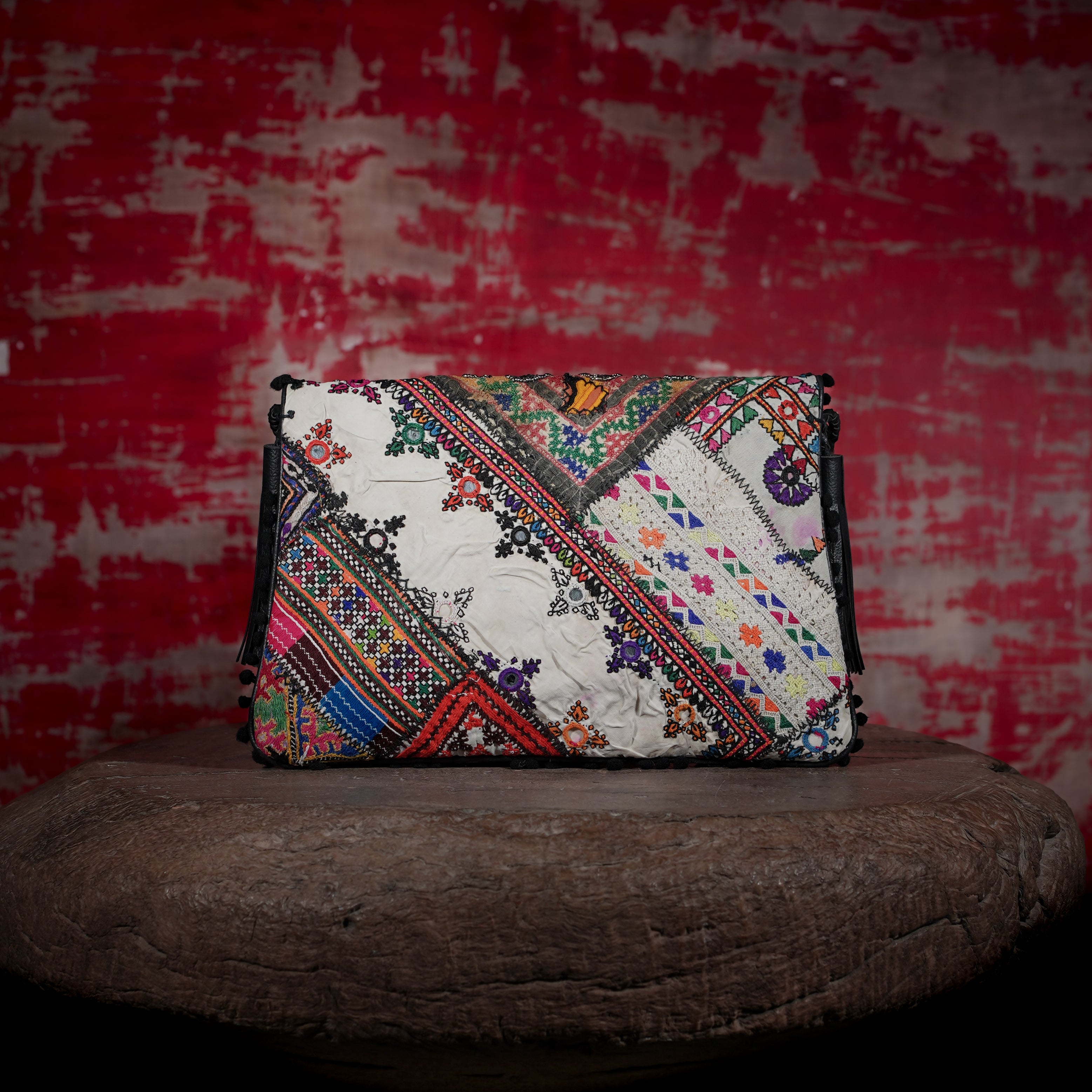 Black Sitara Clutch 034