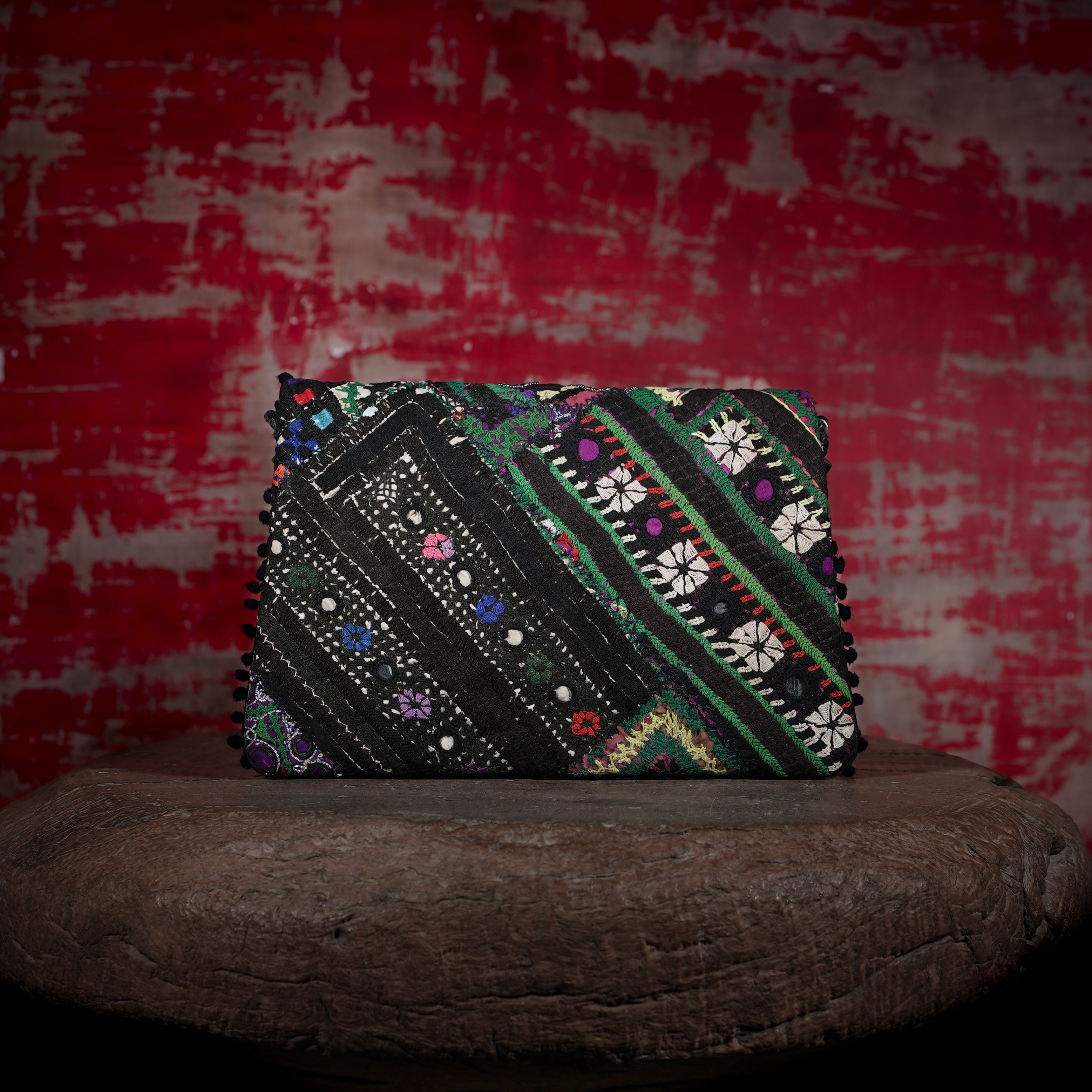 Black Sitara Clutch 035