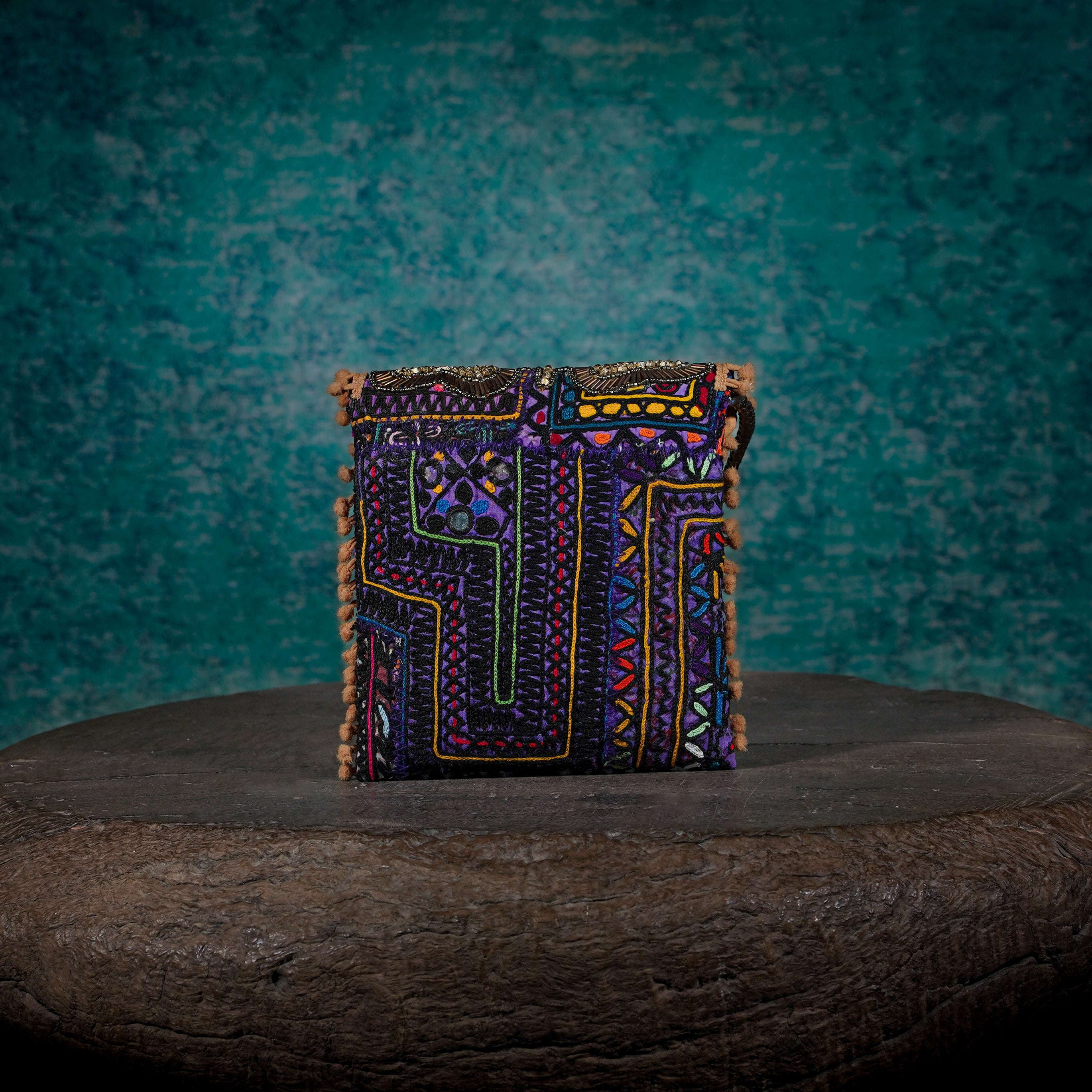 Beige Sitara Minion Clutch 011