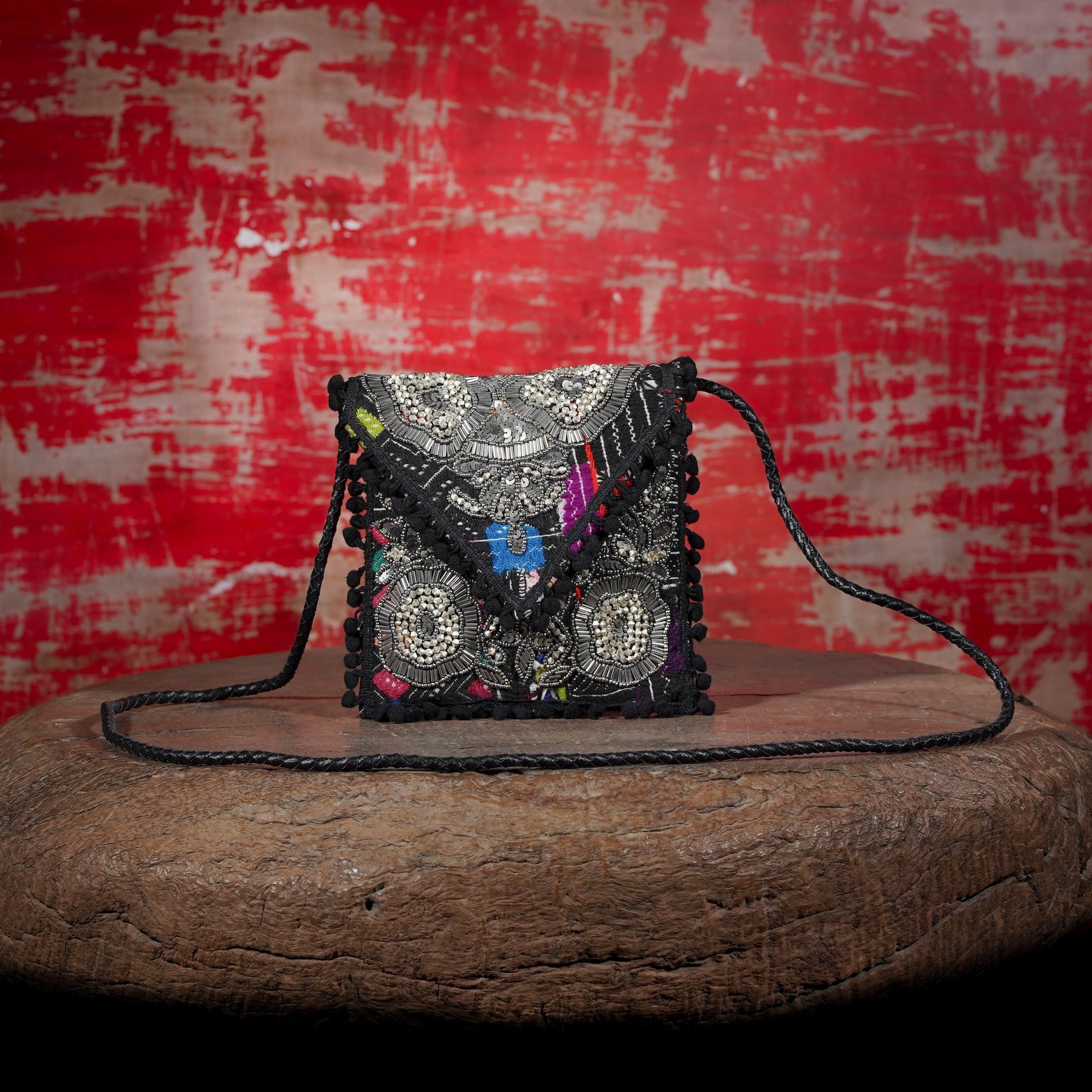 Black Sitara Minion Clutch 019